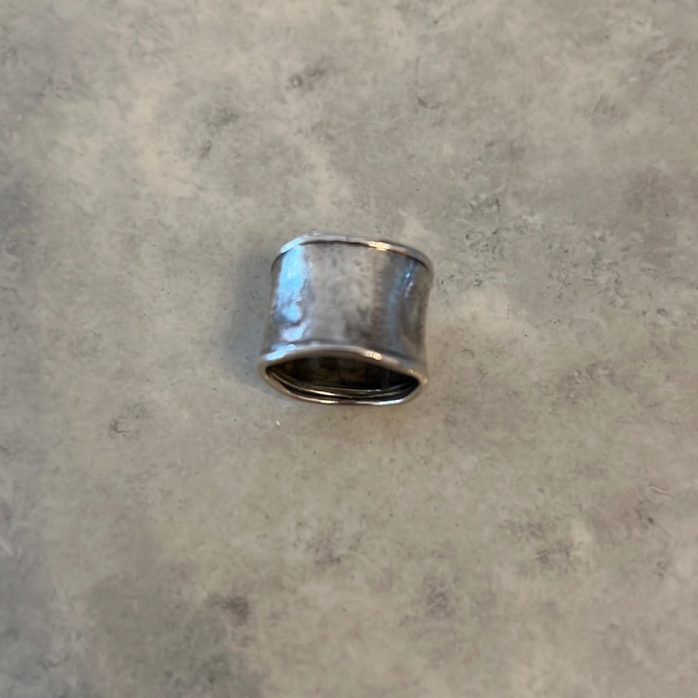 Silpada Designs sterling silver hammered cuff ring size 5